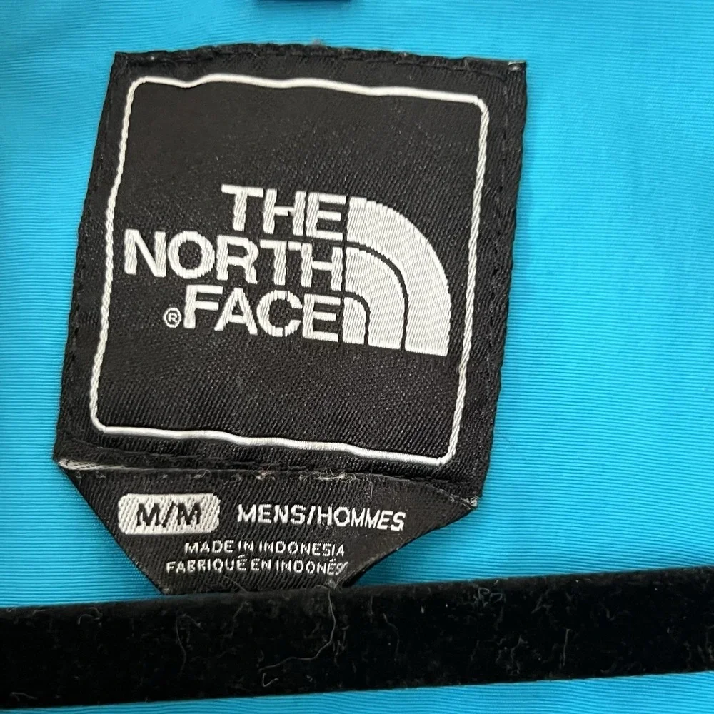 The North Face Jacket Mens M Blue Waterproof Jacket Lightweight Outer shell Only